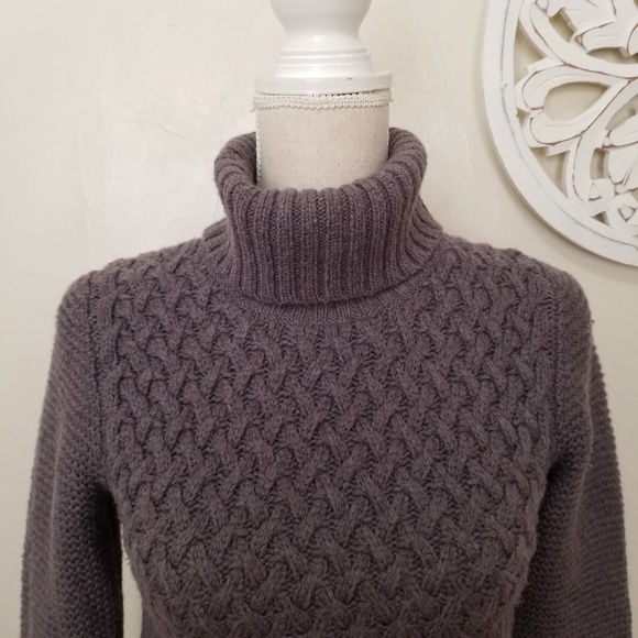 Boden size 4 turtle neck knitted wool sweater - Picture 2 of 8